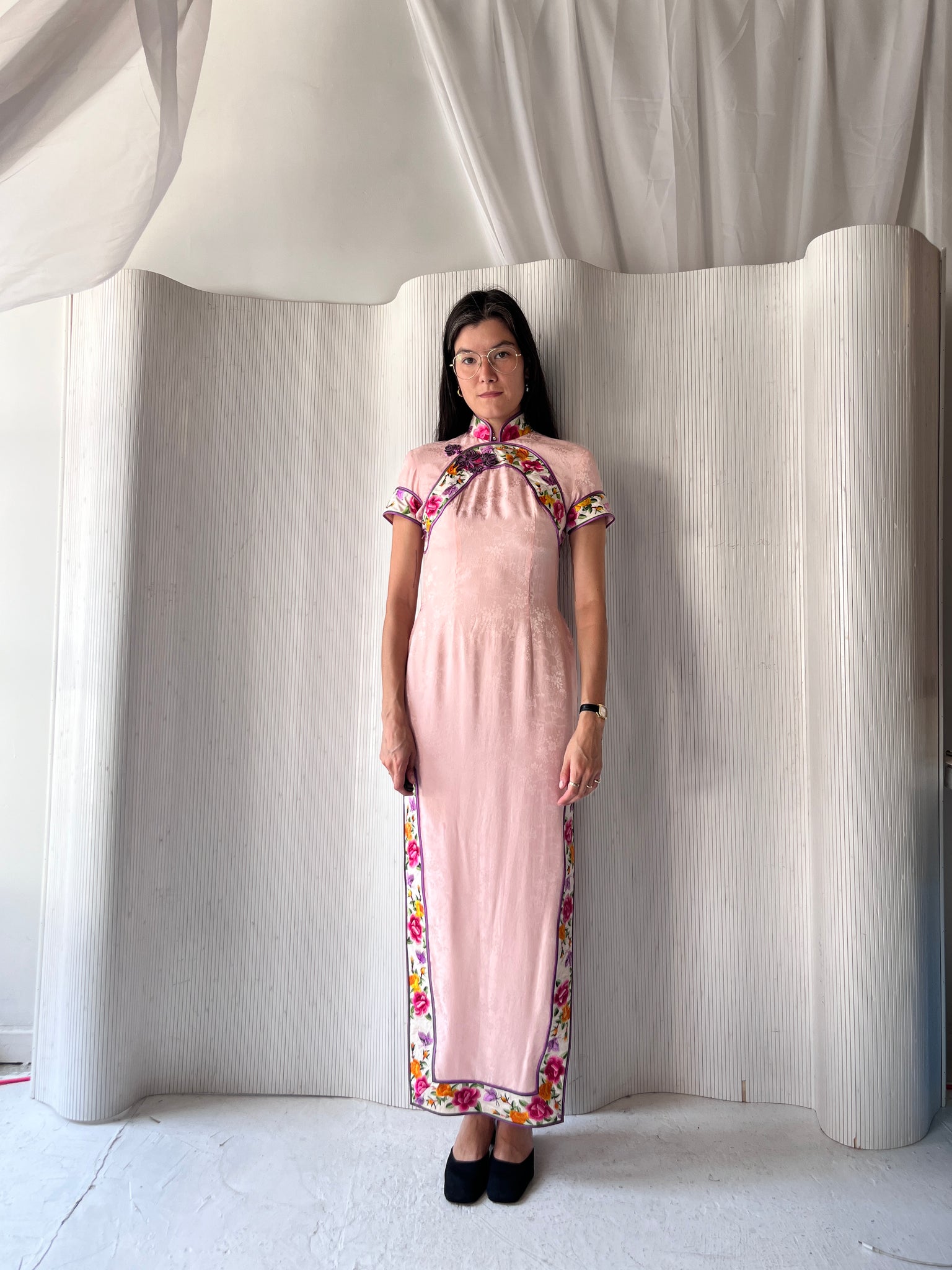 Pink and lilac cheongsam