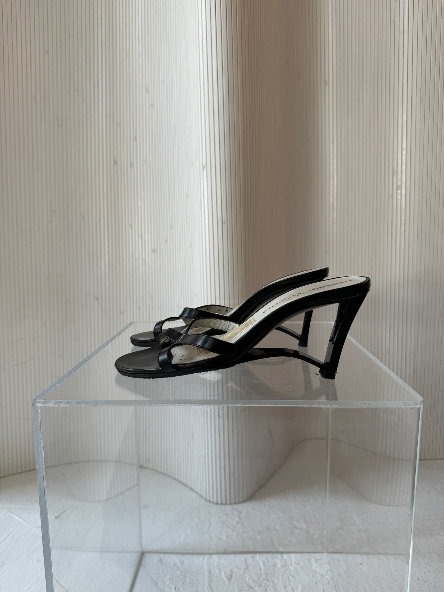 Charles Jourdan black leather heel