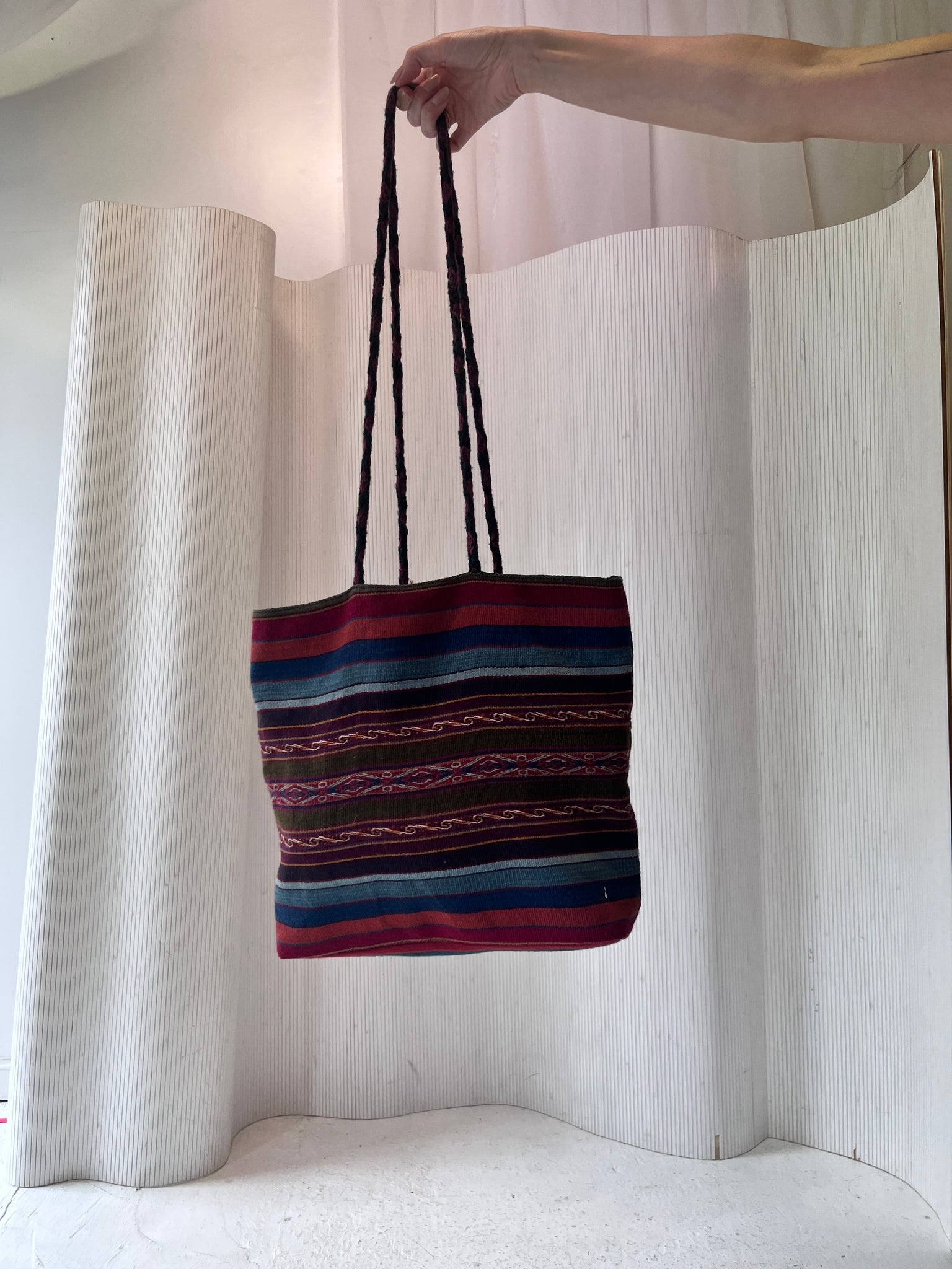 Multicolor woven tote bag