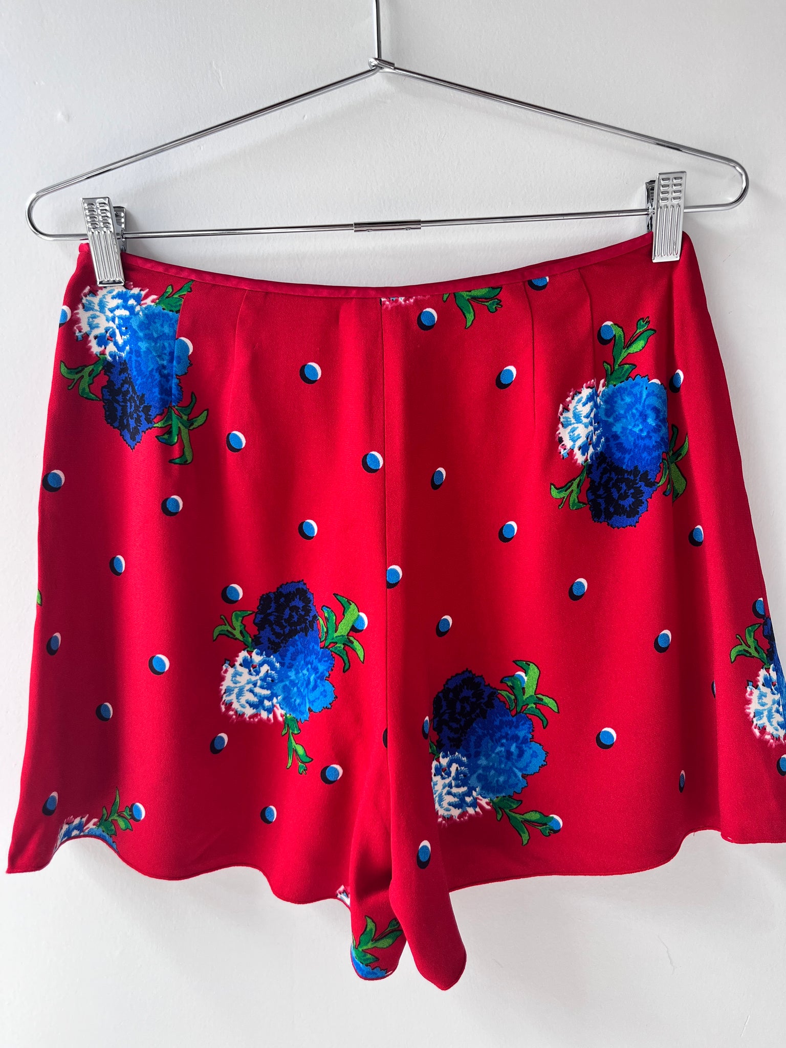 Marc Jacobs red floral short