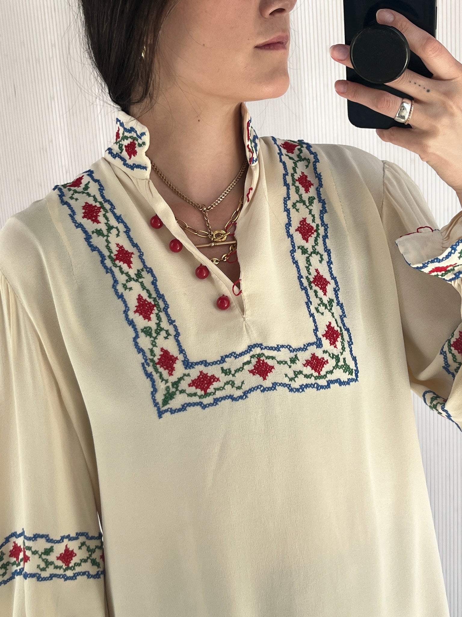 Crepe folk blouse