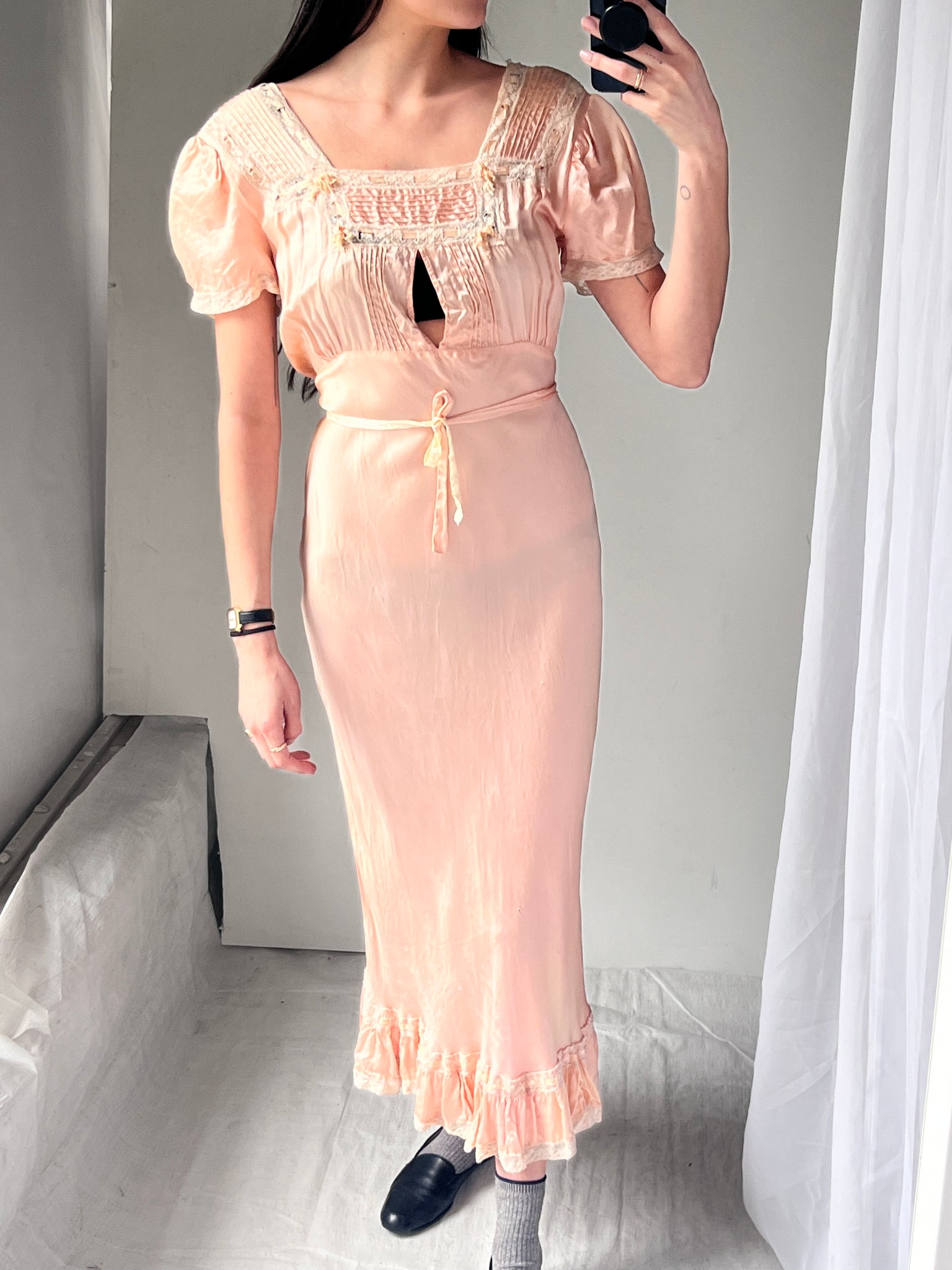 Pink lace slip short sleeves