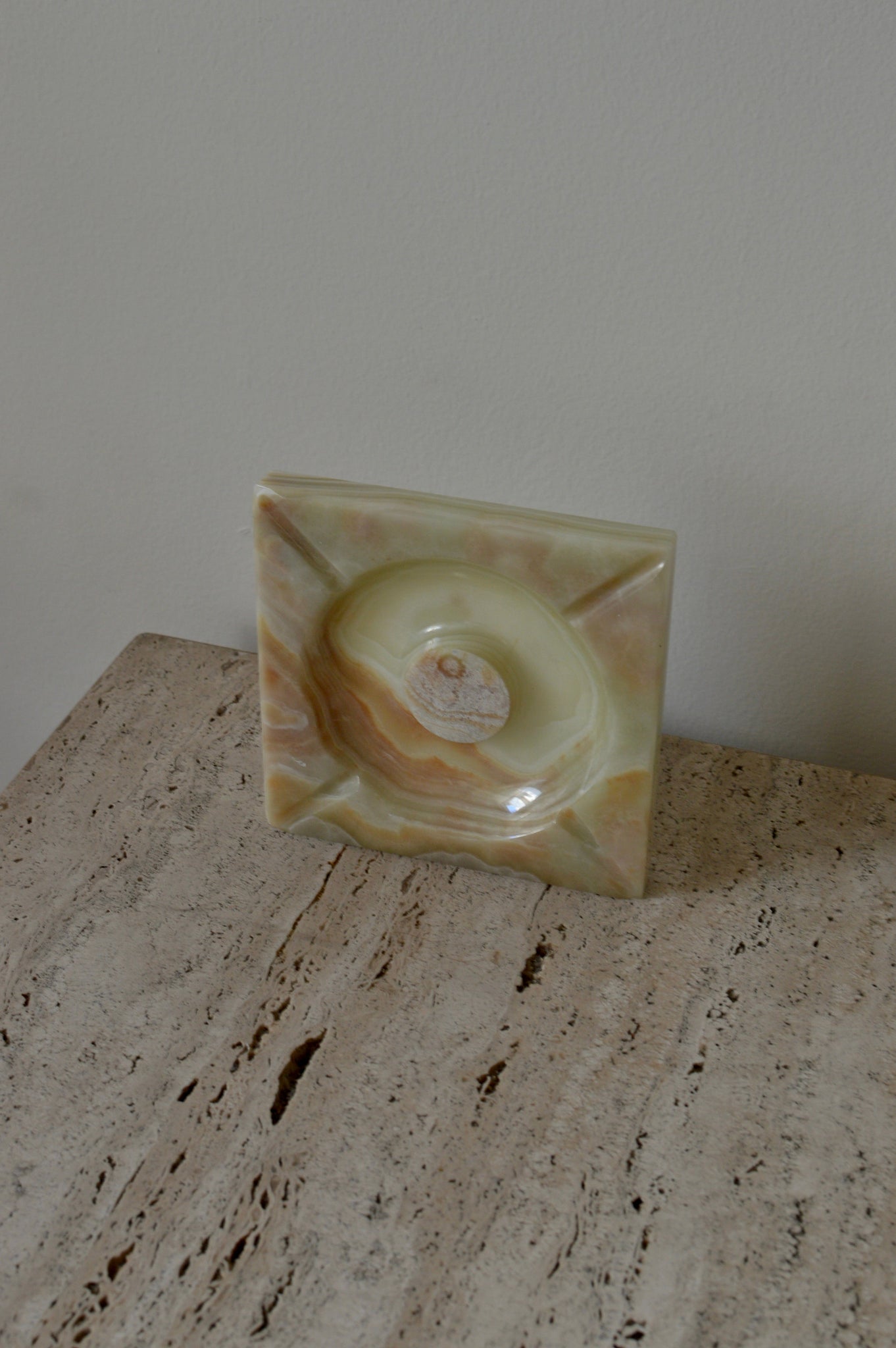 MARBLED ONYX ASHTRAY