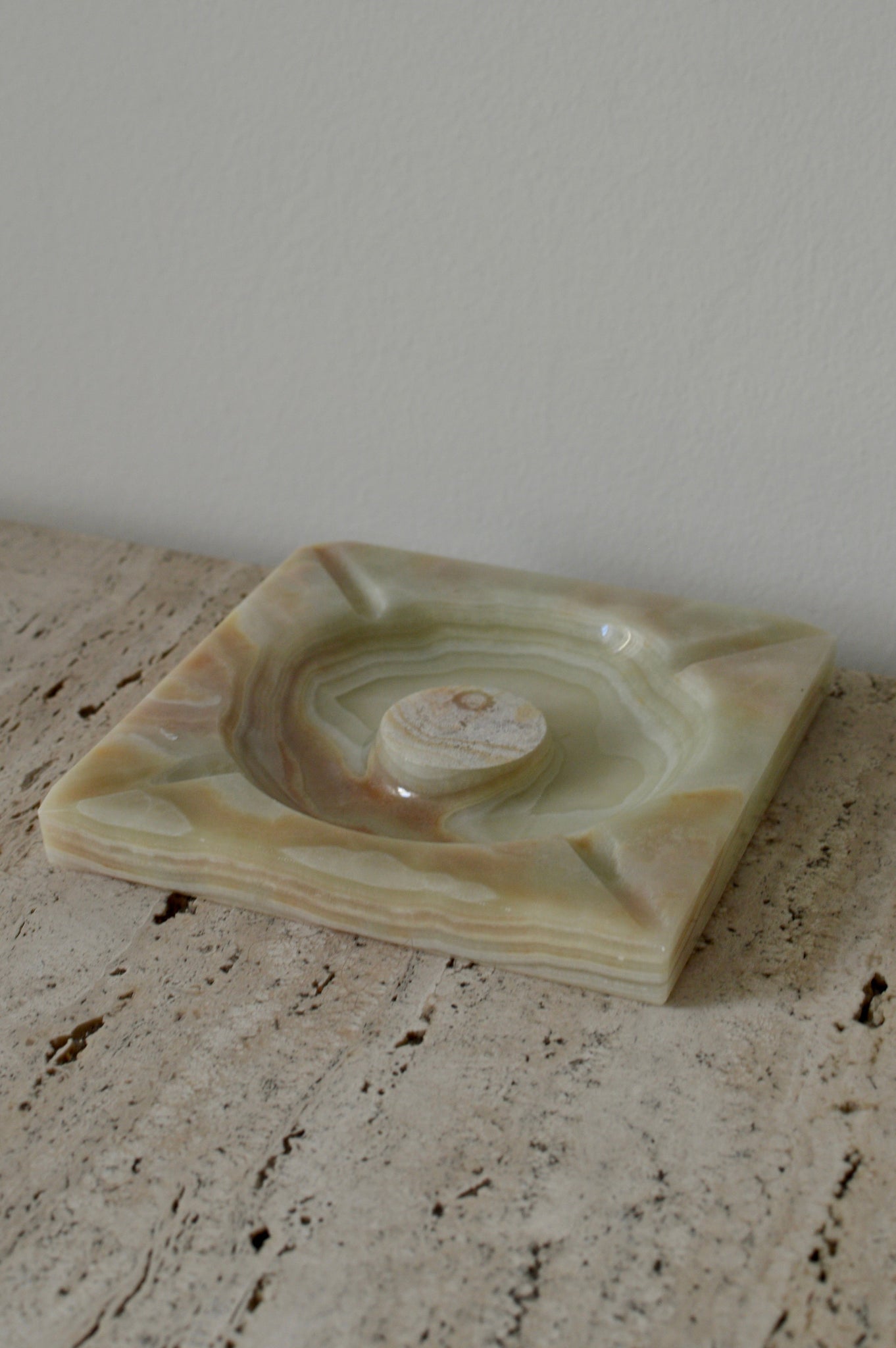 MARBLED ONYX ASHTRAY