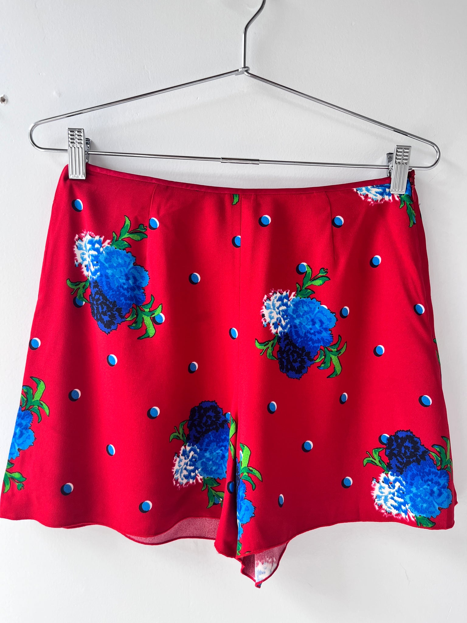 Marc Jacobs red floral short