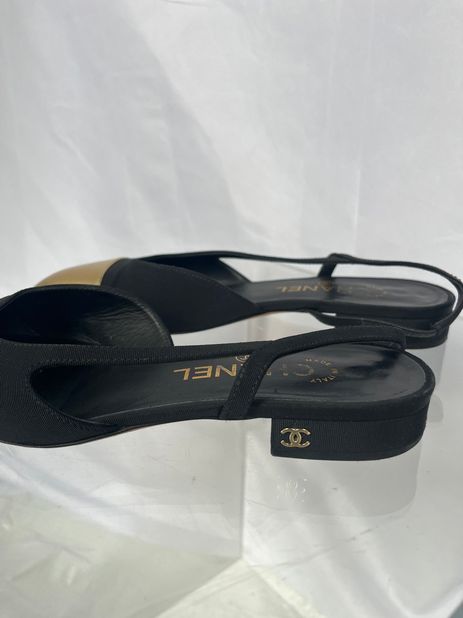 Chanel slingback