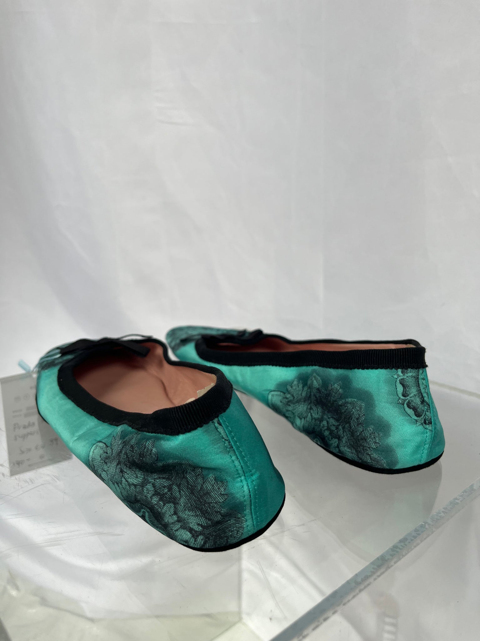 Prada turqoiuse silk house slippers
