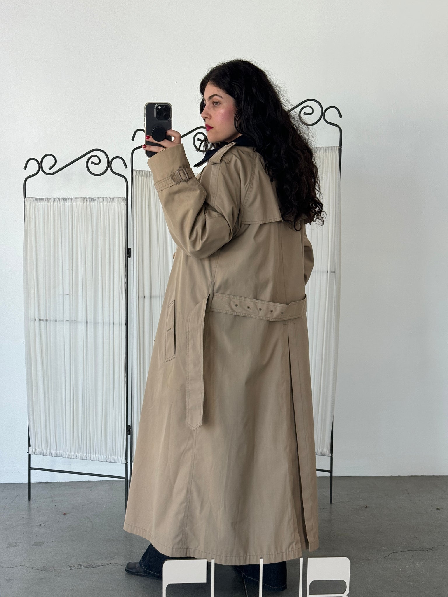 Saie American Airlines London Fog Trench